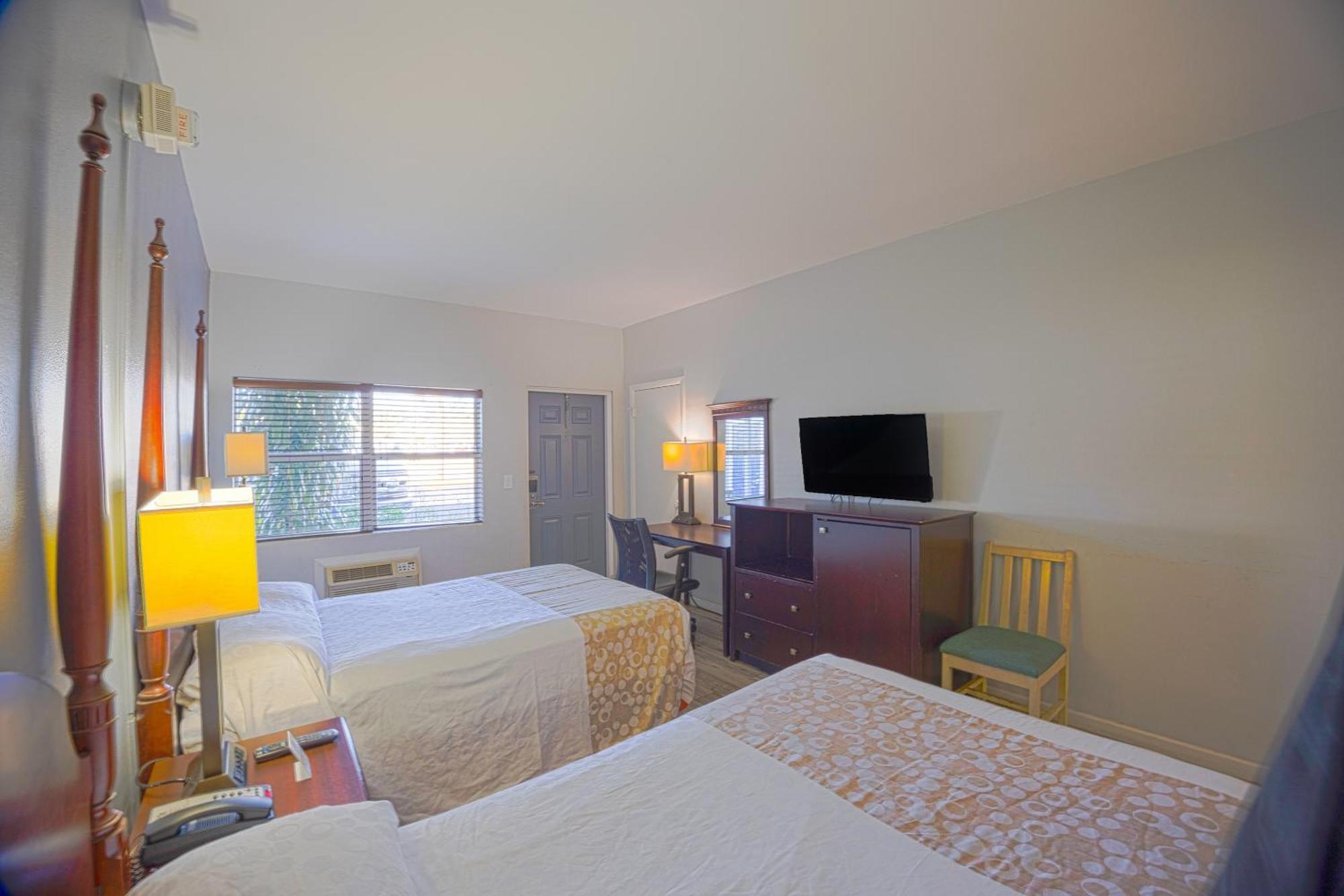 Sunrise Inn By Oyo Titusville Fl Экстерьер фото